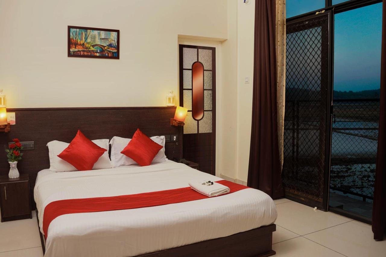 Paddyfield Inn Mananthavady Exterior foto