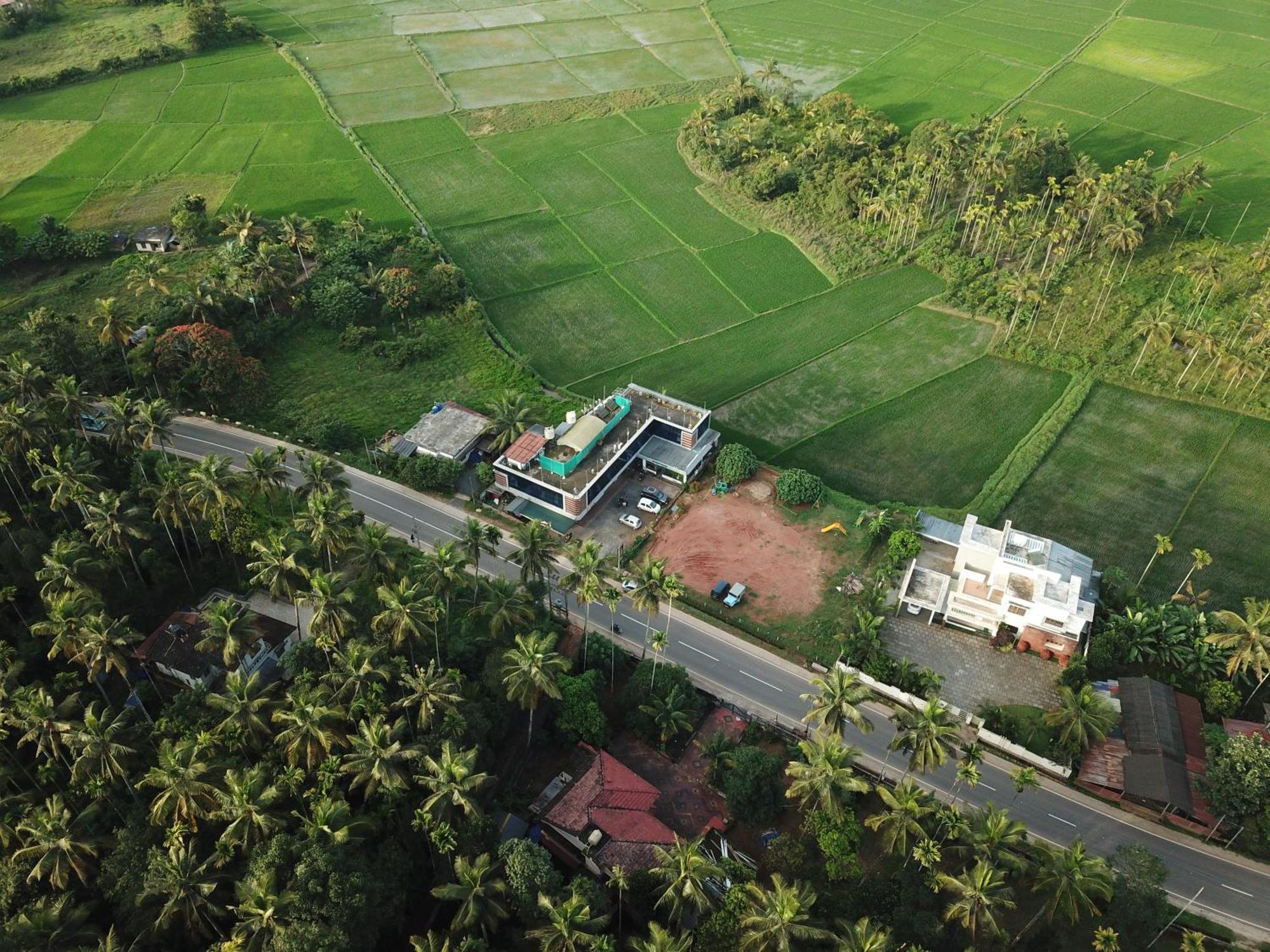 Paddyfield Inn Mananthavady Exterior foto